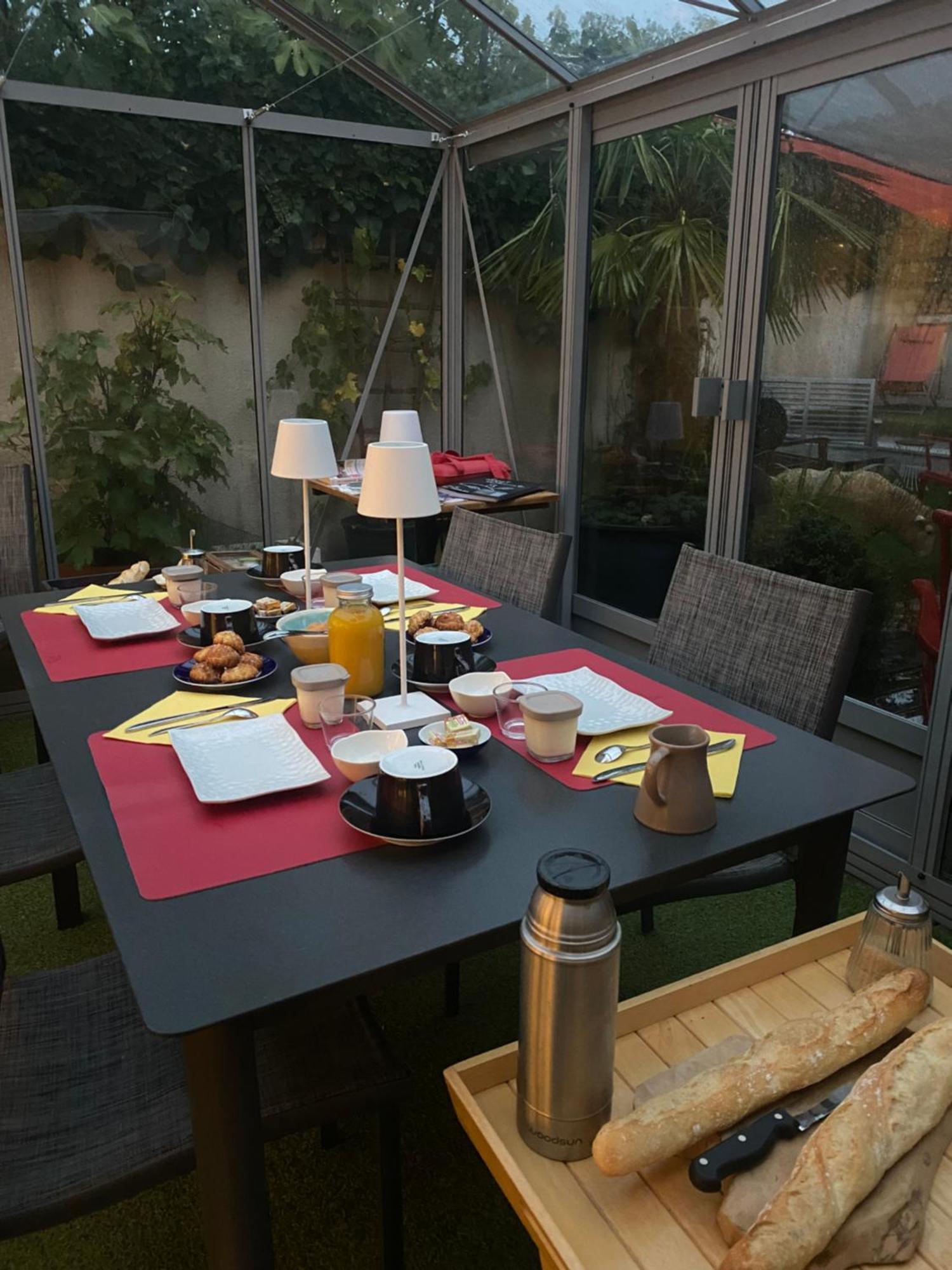 Suite En Terrasse A Κονιάκ Εξωτερικό φωτογραφία
